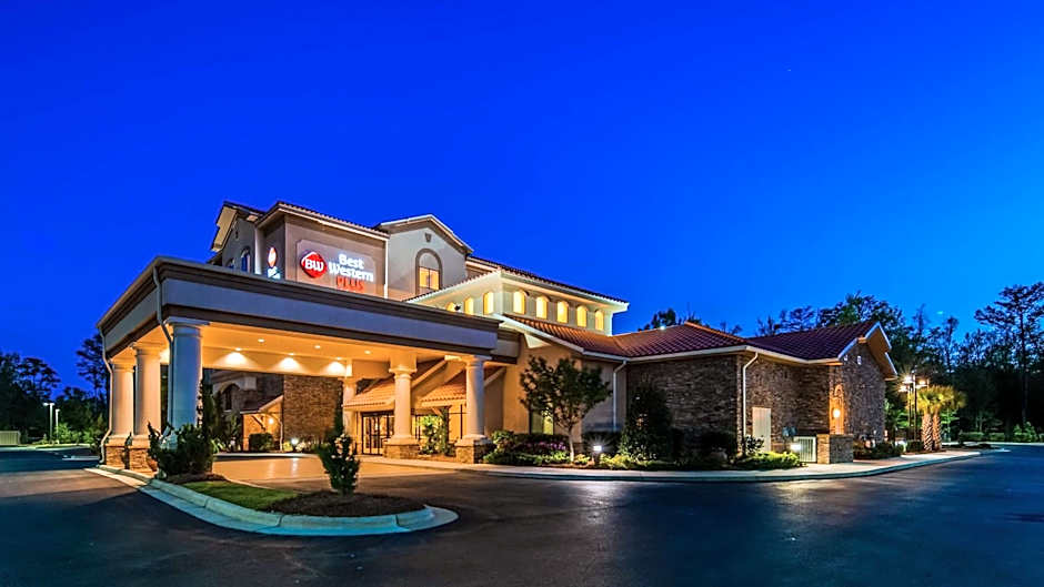 Best Western Plus Westgate Inn & Suites