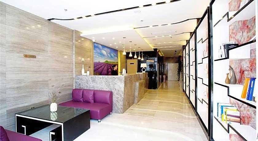 Lavande Hotel Rizhao Plaza Suning Plaza Wanda Studio
