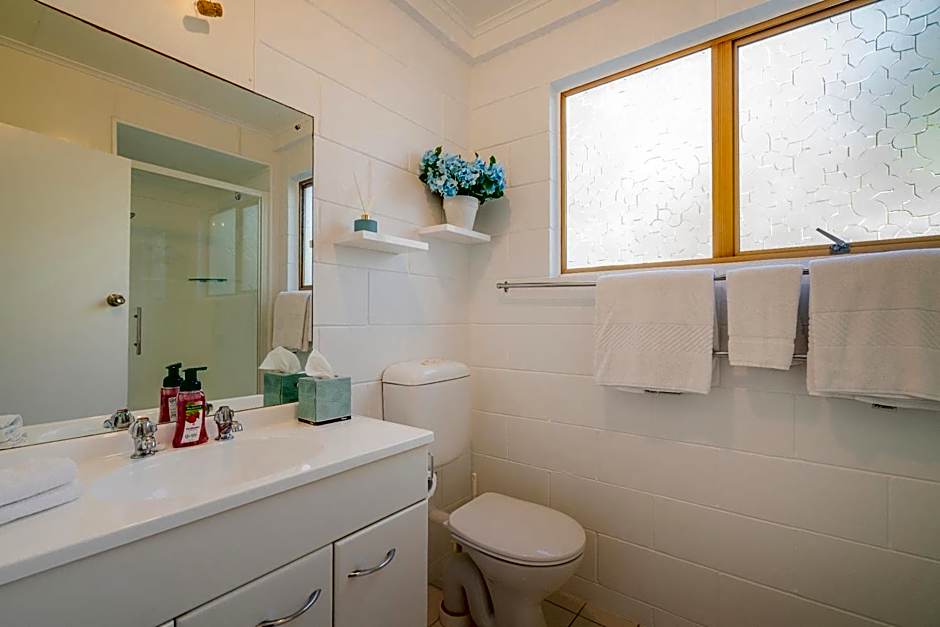 Oceans 88 Whitianga Coastal Suites