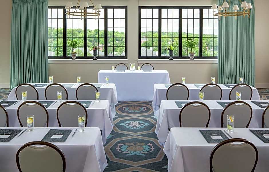Graduate by Hilton Charlottesville