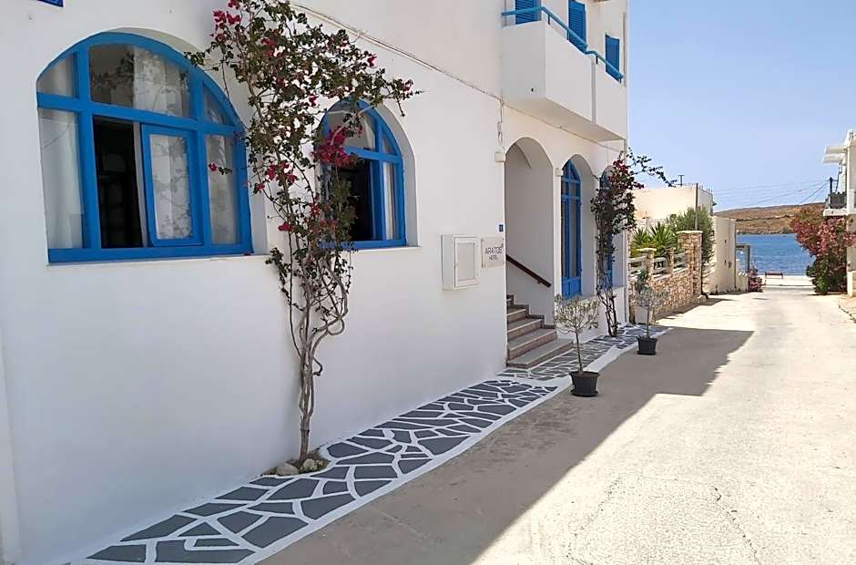 Aratos Hotel