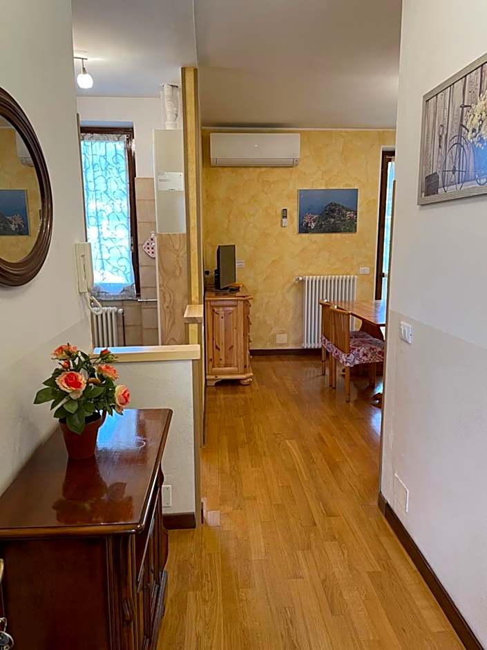 Hotel Diffuso Il Portichetto sulla collina a Vezio Perledo