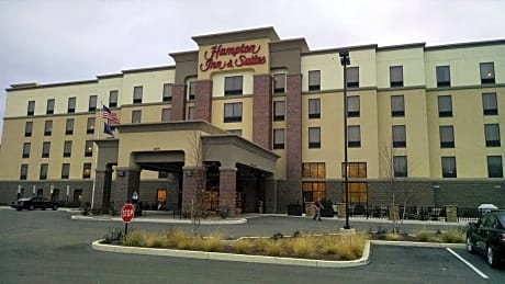 Hampton Inn & Suites - Pittsburgh/Harmarville, PA