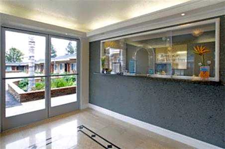 Americas Best Value Inn & Suites San Bernardino