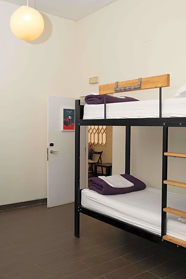 360 Hostel Barcelona Arts&Culture