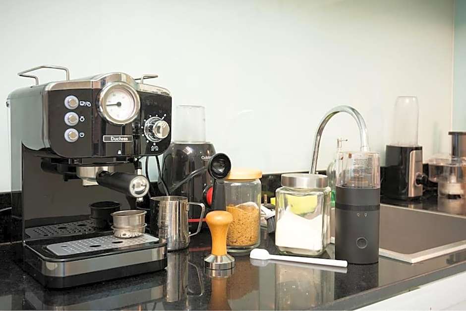 NEW 2Bedroom,2Bathroom, Fl46, Cityview 99qmNETFLIX