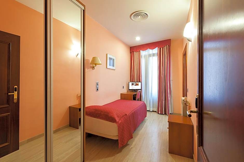 Alba Hotel