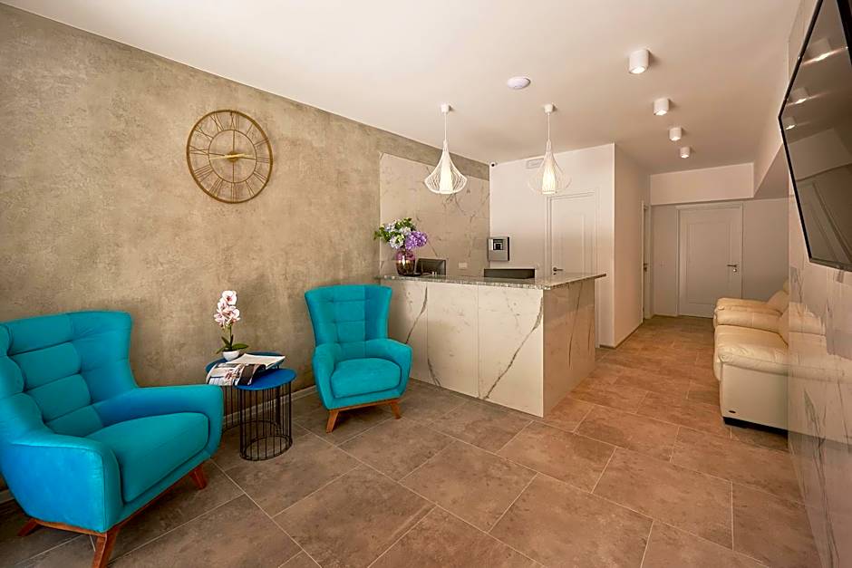 APART Garni Hotel LARIMAR