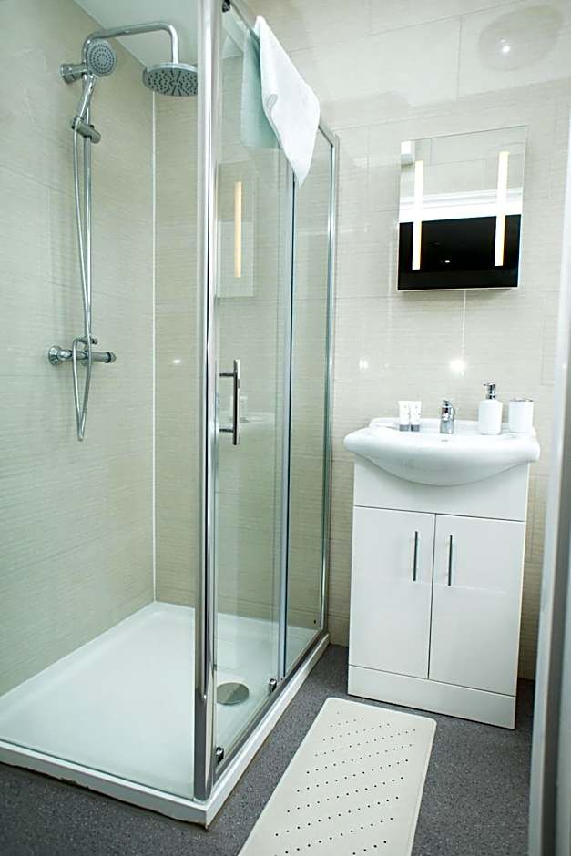 Trivelles Rochester Hotel