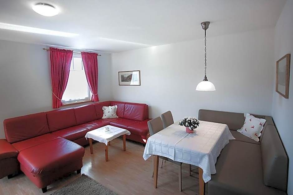 Appartements Ferienwohnungen Alpenblick