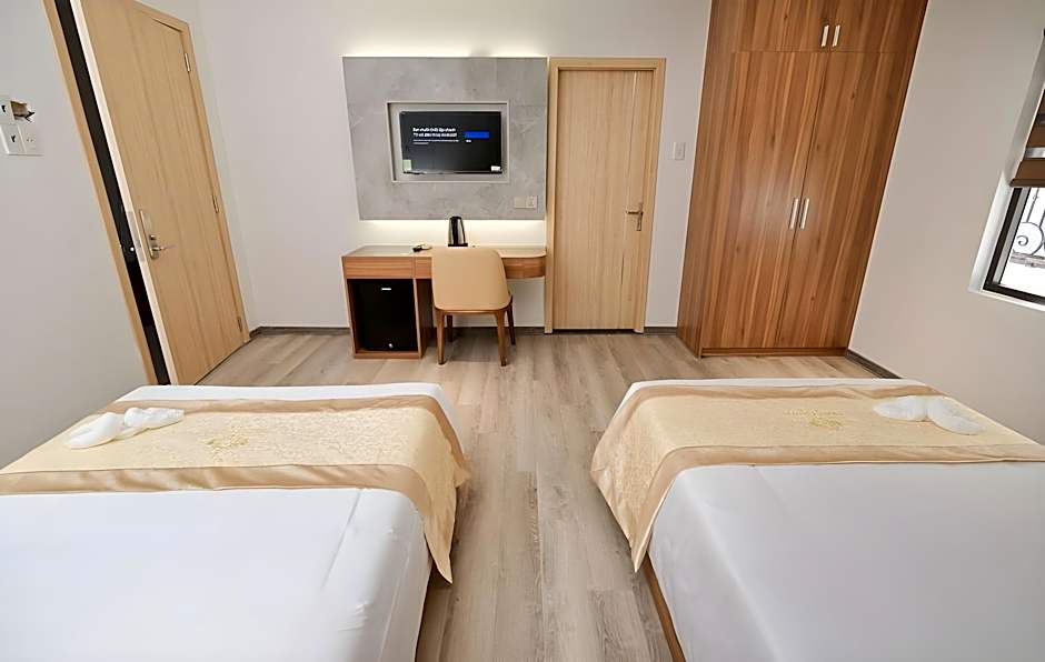 Prague Nha Trang Hotel