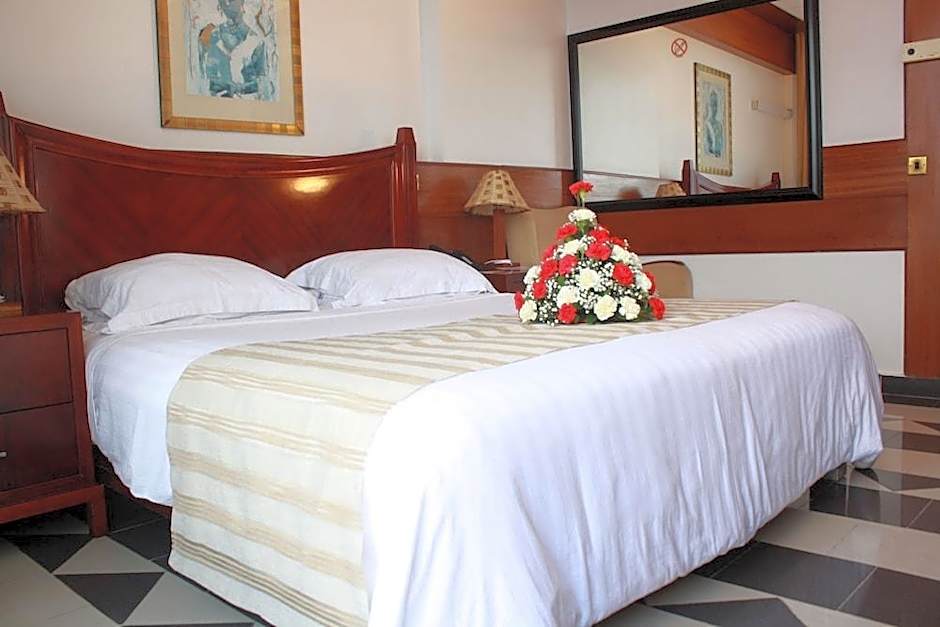 Peacock Hotel