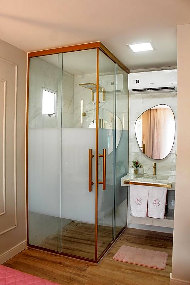 Villa Beija-Flor2: Suíte alexa e piscina privativa