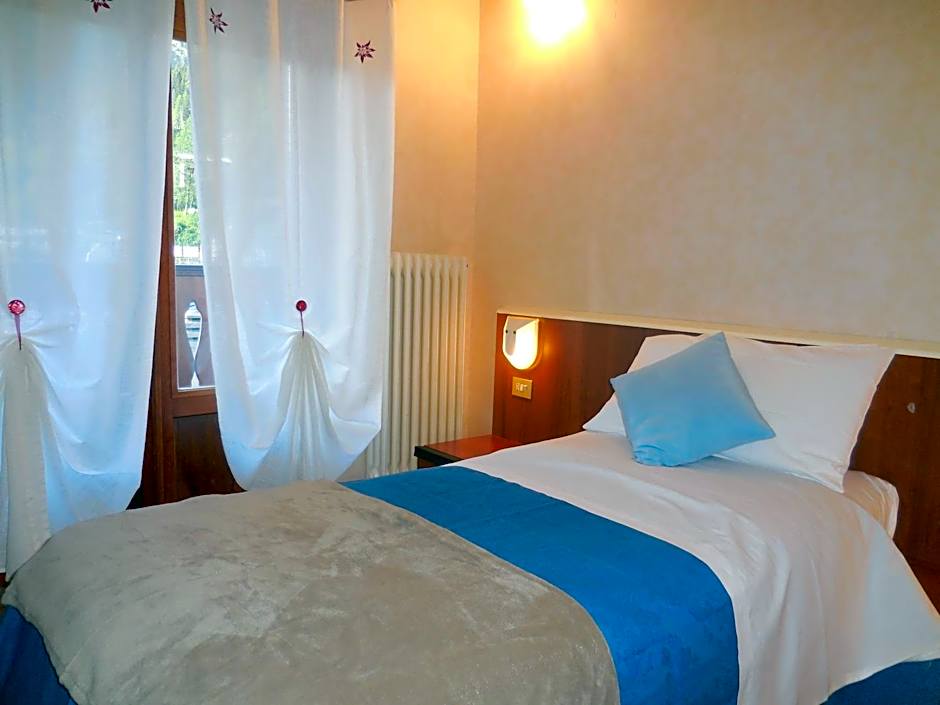 Pensione Genzianella