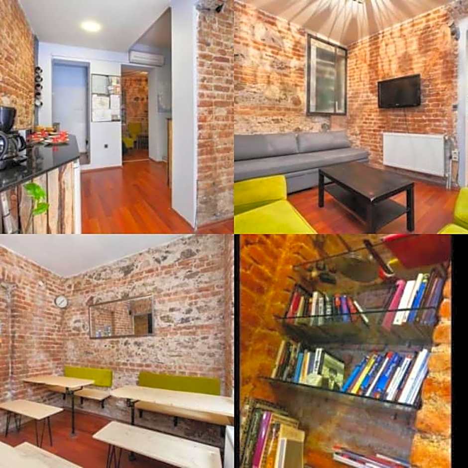 galata west hostel – Istanbul, 