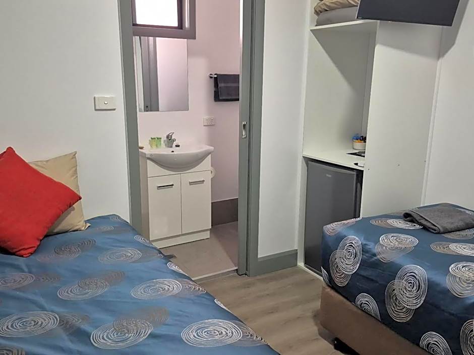 Broken Hill Tourist Lodge