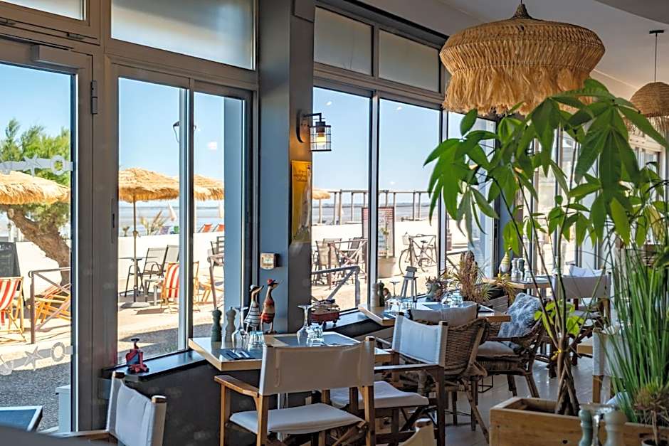 Acadie Saint Victor - Hôtel restaurant -Face mer- Châtelaillon plage