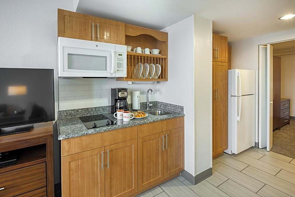 Wyndham Inn on the Harbor