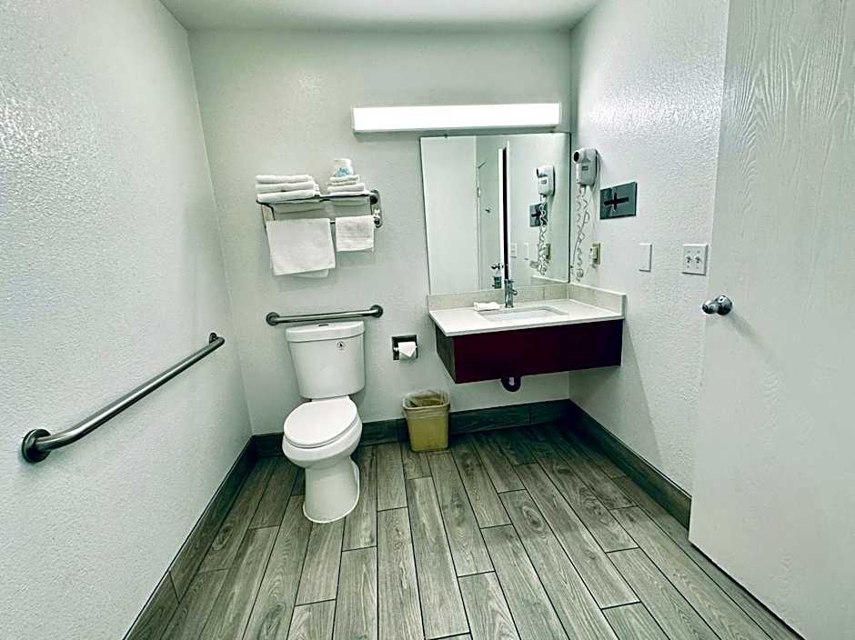 Studio 6 Flagstaff AZ