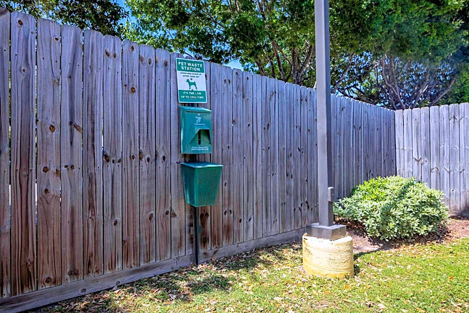 Motel 6 Houston, TX - I-10 West