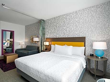 King Studio Suite