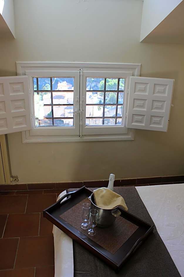 Hotel Leonor de Aquitania