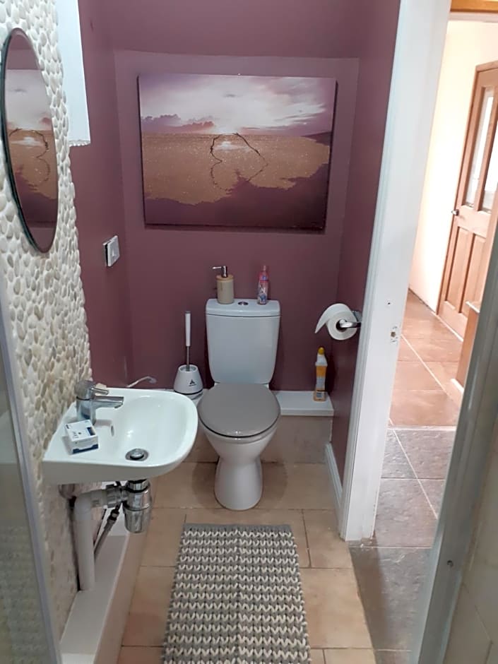 The Broads B&B with Private Shower room and WC