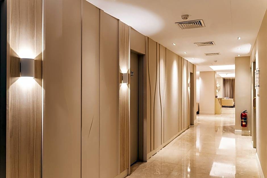 Royal Park Residence Hotel