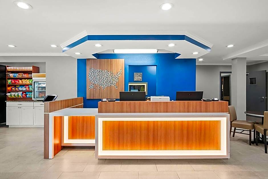 Microtel Inn & Suites by Wyndham Lexington