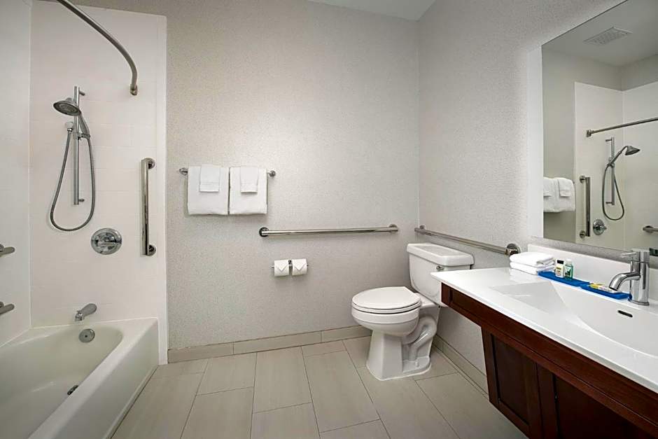 Holiday Inn Express Puyallup By IHG
