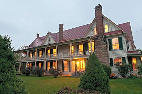 Hummingbird Inn