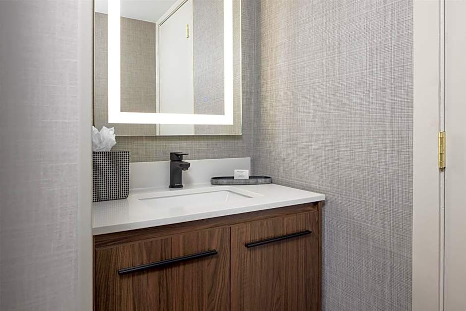 The Midtown Hotel MOD Collection by Sonesta