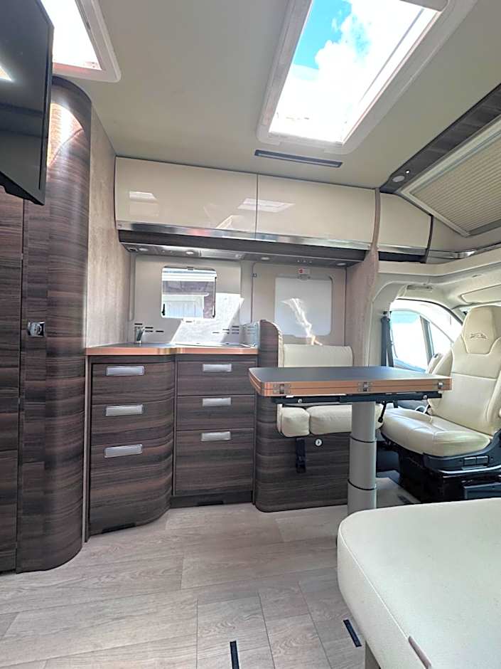 Arctic Shaman Adventures -Jurtta