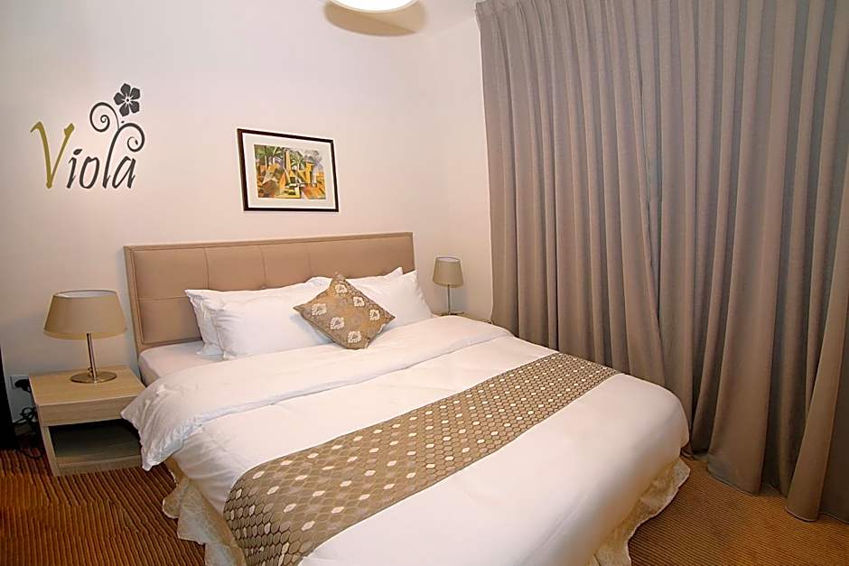 Viola Hotel Suites