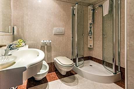 Comfort Room with Balcony - Capacity 3