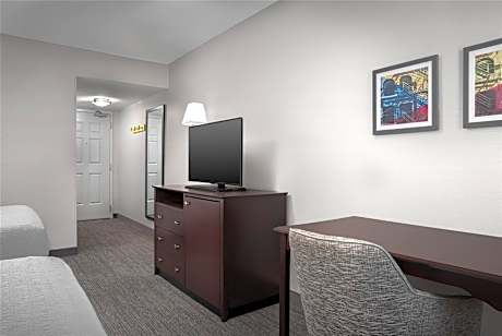Room with Two Queen Beds - Non-Smoking