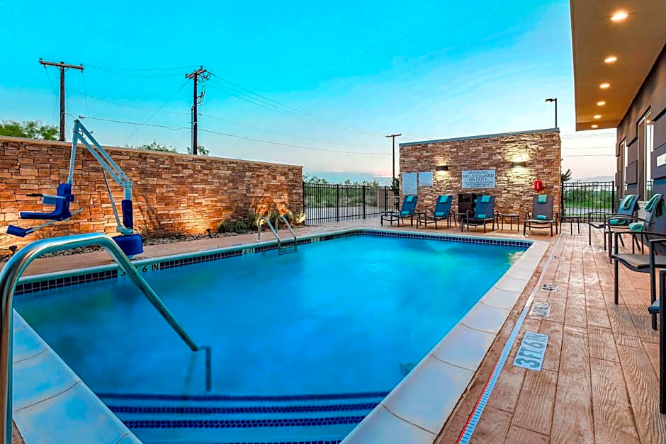 Fairfield Inn & Suites by Marriott Snyder