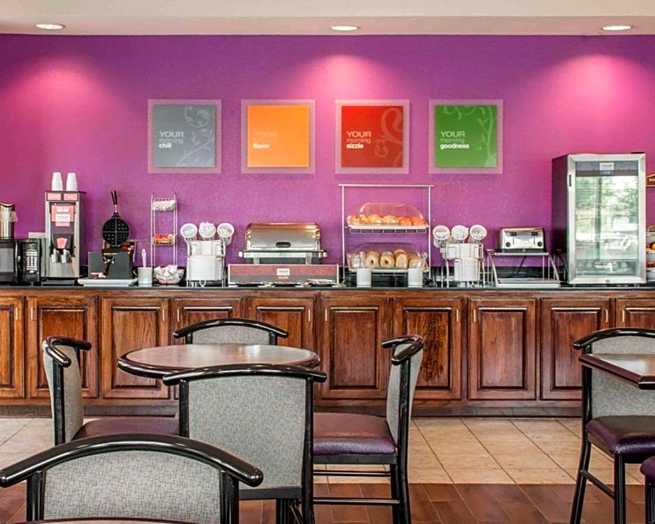 Comfort Suites Huntsville Research Park Area