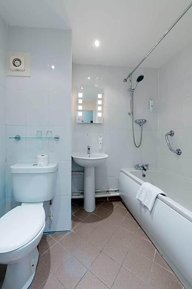 Normandy Hotel (Near Glasgow Airport)