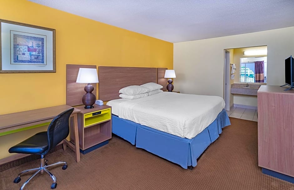 Days Inn by Wyndham Owensboro