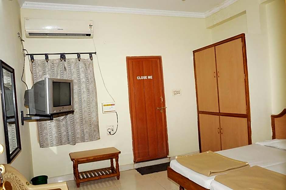 Hotel Agarala Residency