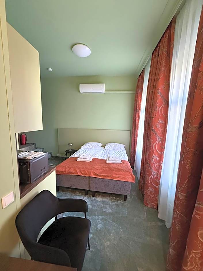 Moja Accommodation