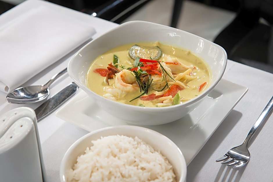 Park International Hotel