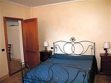 Apartment (2 Adults + 2 Children)