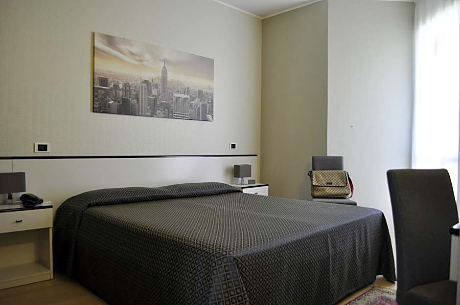 Hotel Est Piombino