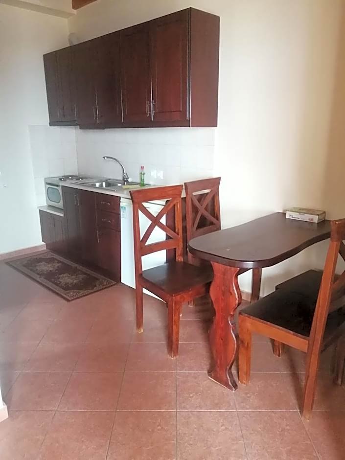 Kallisti Ξενώνας Διακοπτό-Καλάβρυτα