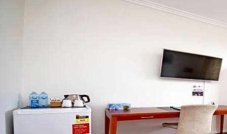 Queen Room with En Suite