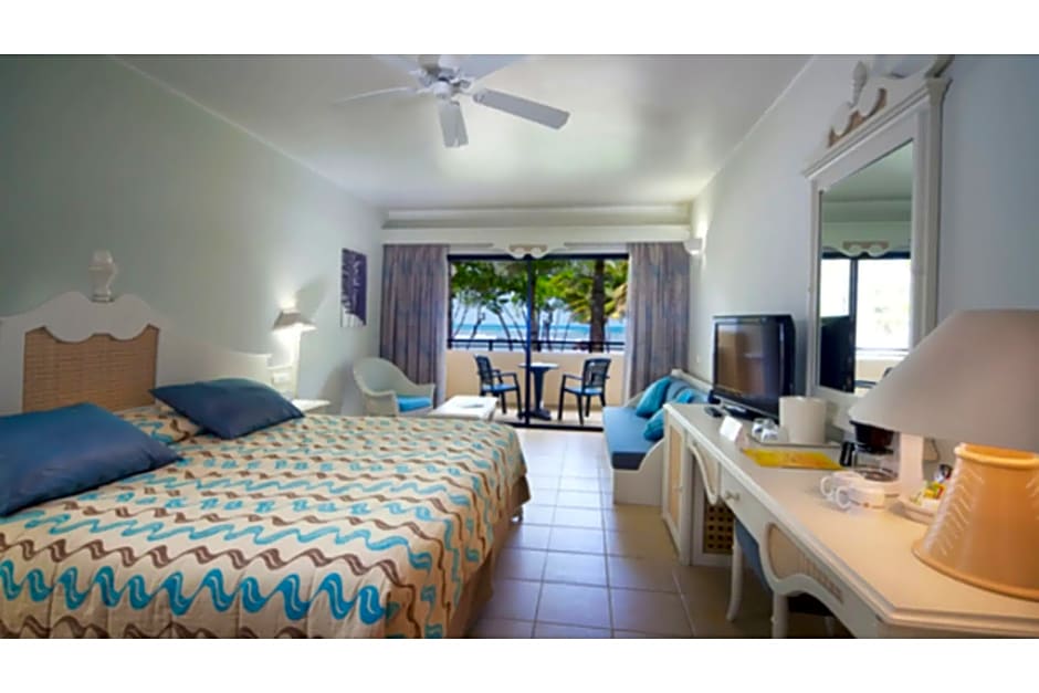 Photo 1 of 1 of Junior Suite, Sea View