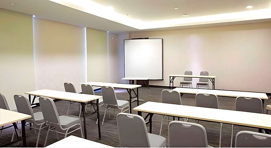 Hotel 88 Mangga Besar Raya 120 Jakarta By WH