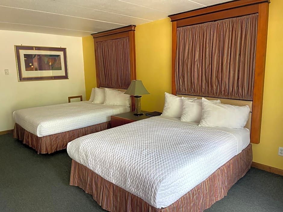 Trails End Motel